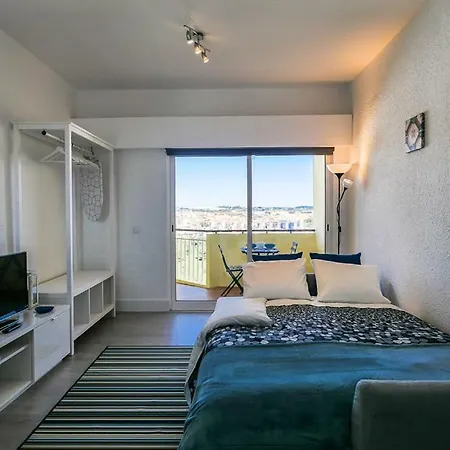 Cozy Studio With Balcony And Beautiful View * 卡斯凯什